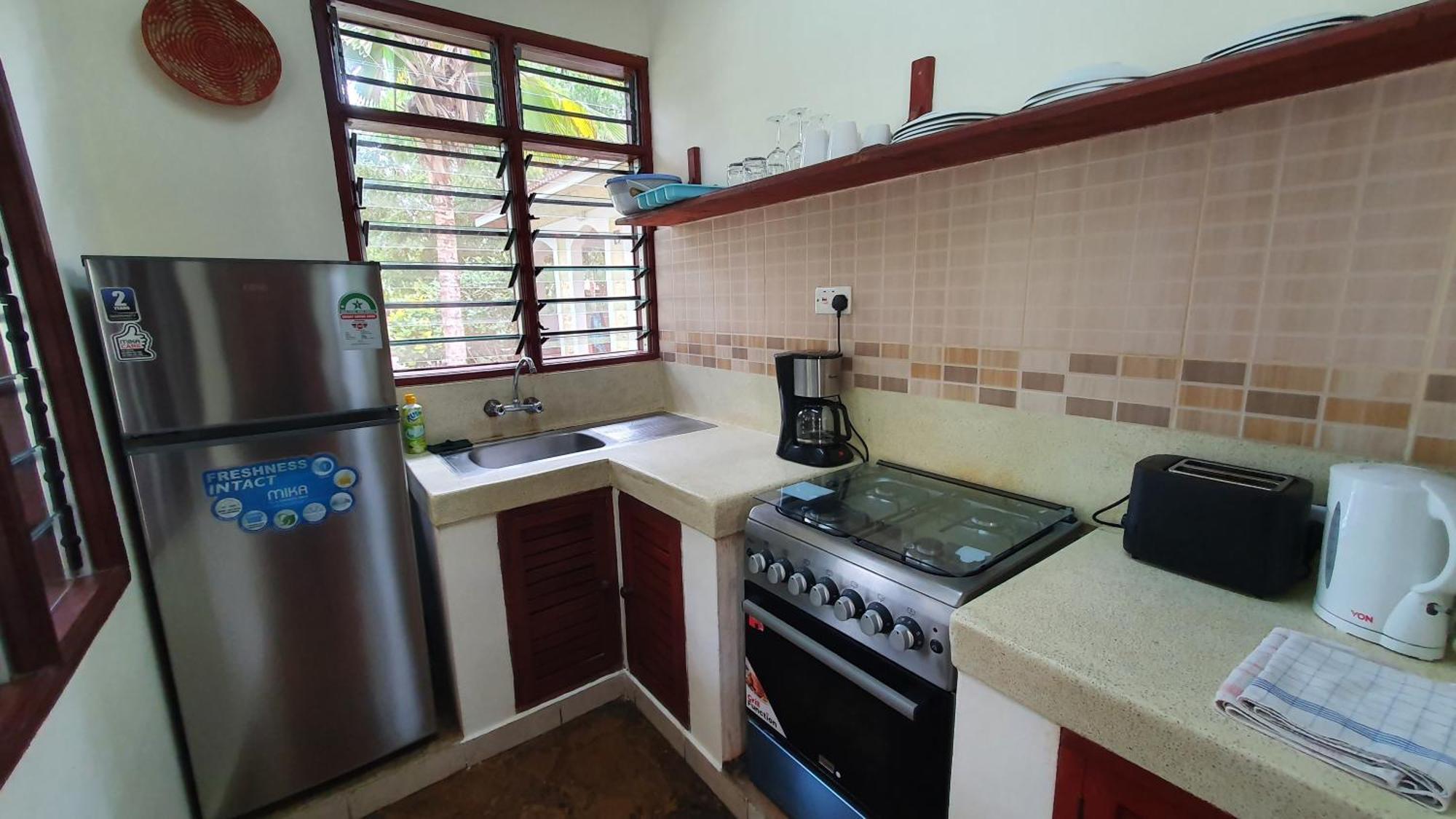 Safina Cottages 디아니 해변 외부 사진